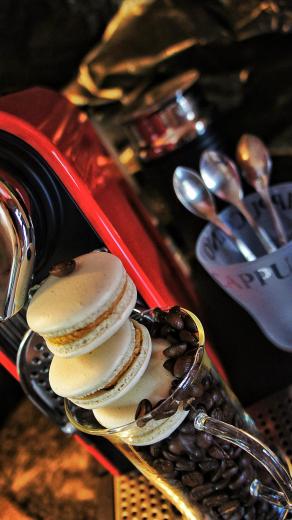 Coffee macarons